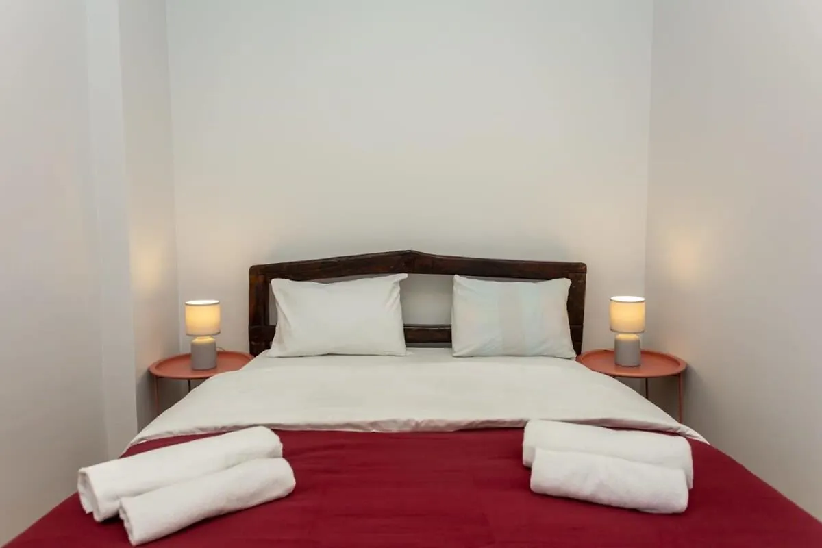 Super Stylish And Spacious 3 Seperated Apartments For 6 People Tbilisi