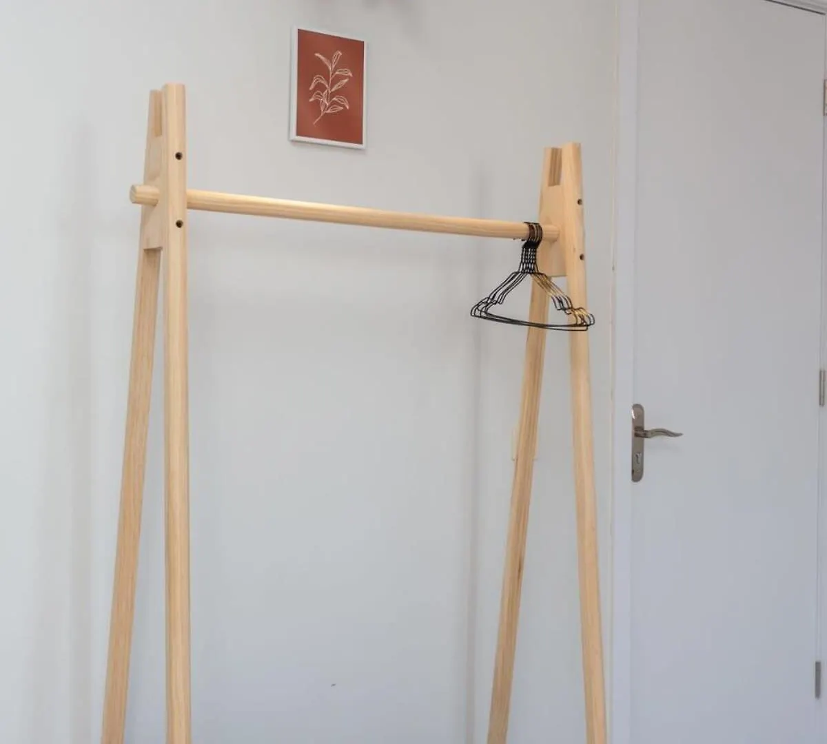 Super Stylish And Spacious 3 Seperated Apartments For 6 People Tbilisi